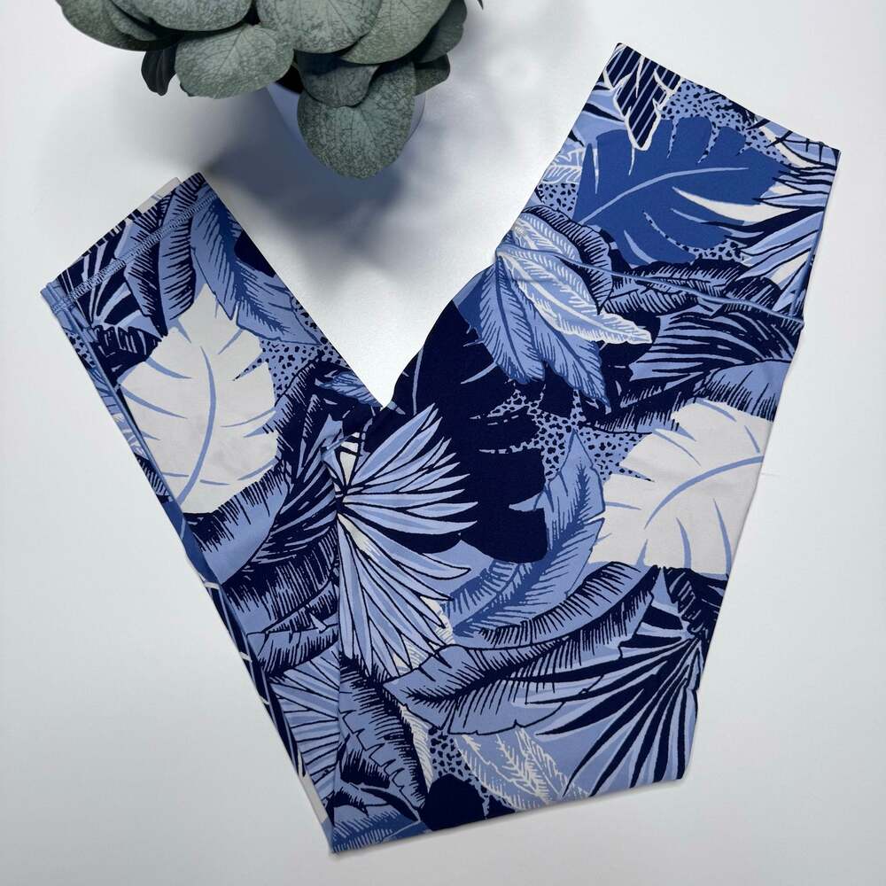 Aerie | Blue Hawaiian Tropical Print Chill. Play. Move. Leggings